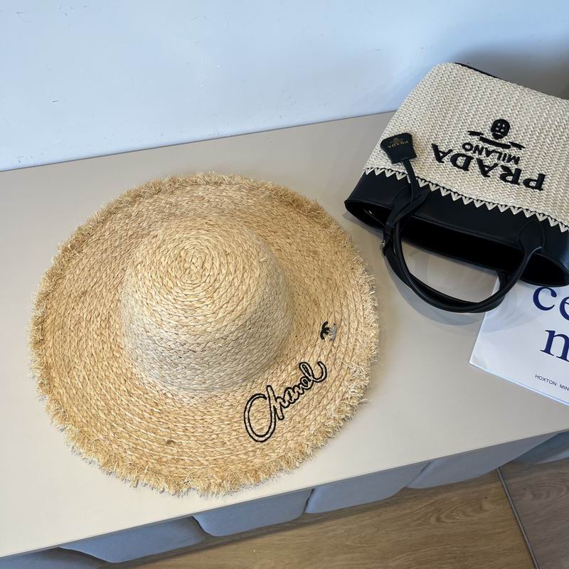 Chanel top hat dx143